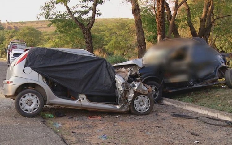 Sete pessoas morrem em acidente de trânsito na BR-040, em Goiás