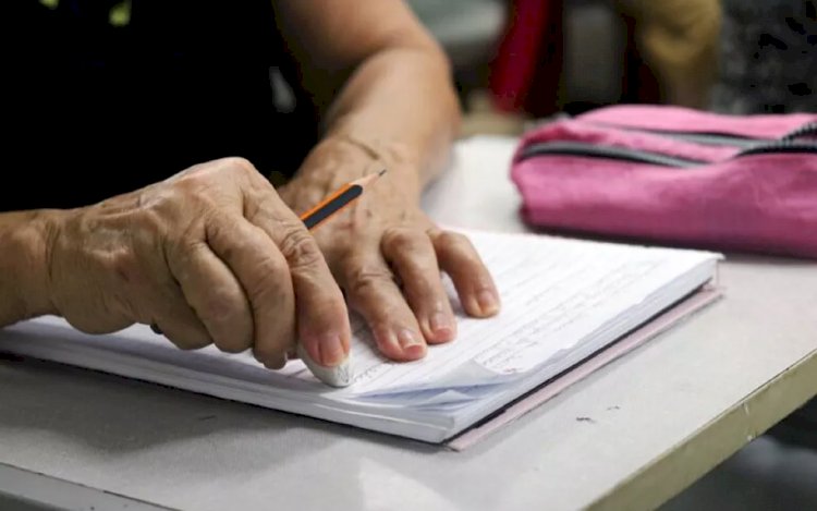 Goiânia oferece mais de 7 mil vagas para Educação de Jovens e Adultos; veja como se matricular