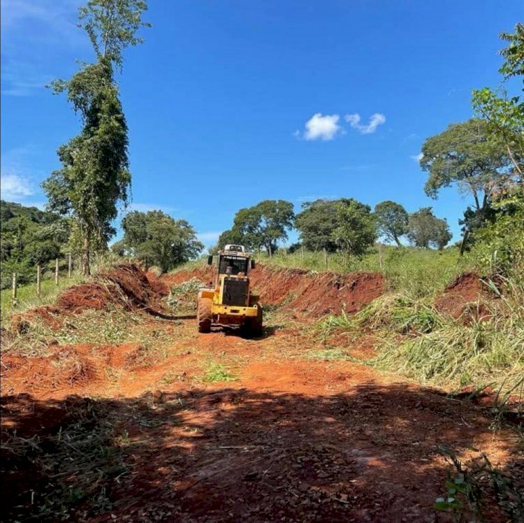 Prefeitura de Ceres continua trabalho de patrolamento nas estradas rurais