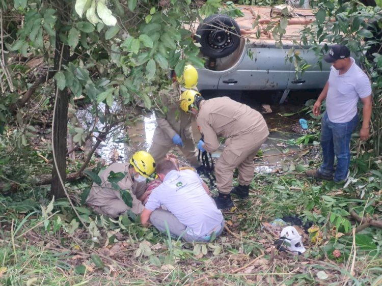 Acidente na BR-153, em Uruaçu deixa nove pessoas feridas, duas em estado grave