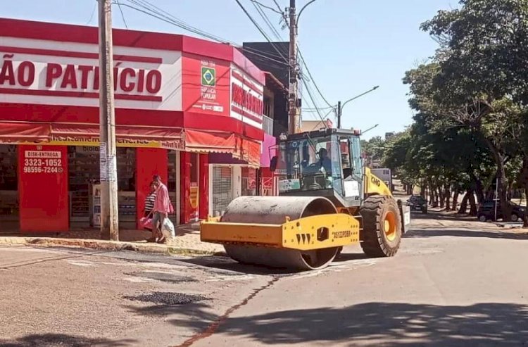 Ceres: Prefeitura realiza serviços de tapa-buracos durante feriado de Tiradentes