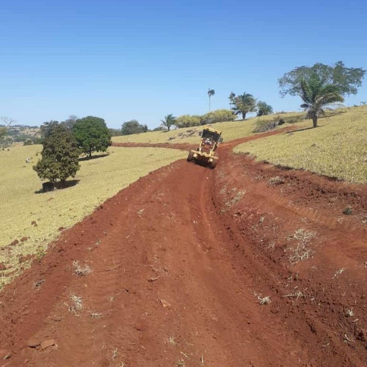 Prefeitura de Ceres continua a todo vapor fazendo trabalho na zona rural