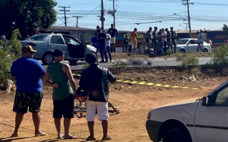 Em Goiás: Homem e mulher morrem atropelados após bicicleta ser atingida por carro na GO-040