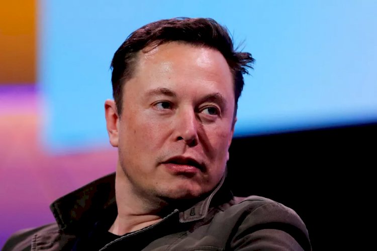 Elon Musk acusa Twitter de ter 65 milhões a menos de usuários monetizáveis