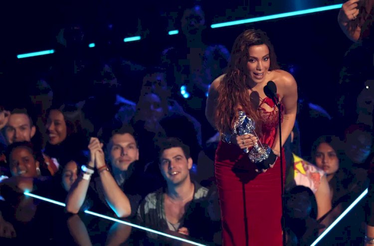 Anitta ganha o VMA 2022 de melhor clipe de música latina