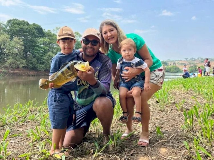 Prefeitura de Ceres promove encontro de caiaques e torneio de pesca esportiva na orla do Complexo Turístico