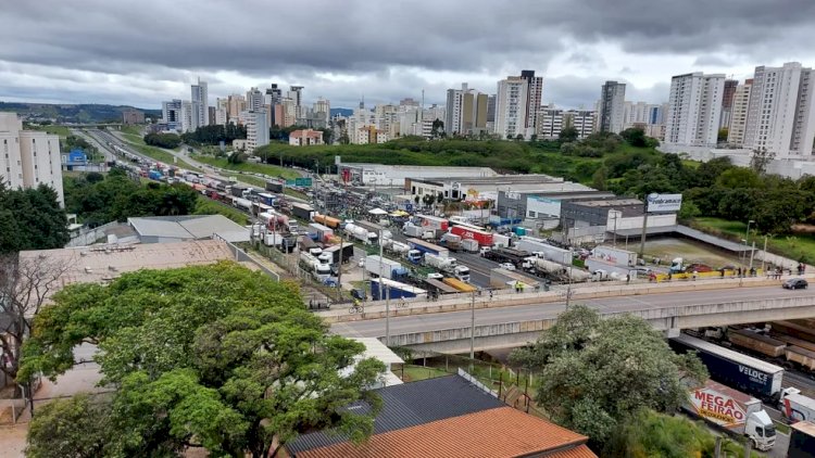 Ministro da Justiça diz que houve 37 prisões e 4,2 mil multas por bloqueios em rodovias federais