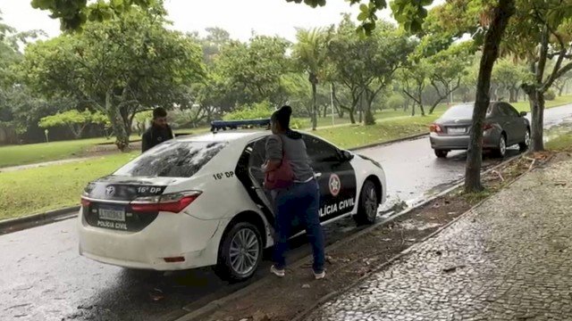 Faxineira que abandonou bebê, escondeu parto de marido para evitar que ele desconfiasse de traição 