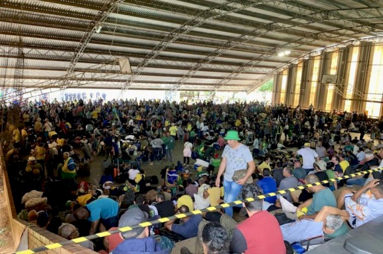 Policia Federal libera cerca de 600 idosos e mulheres presos em Brasília, em manifestações