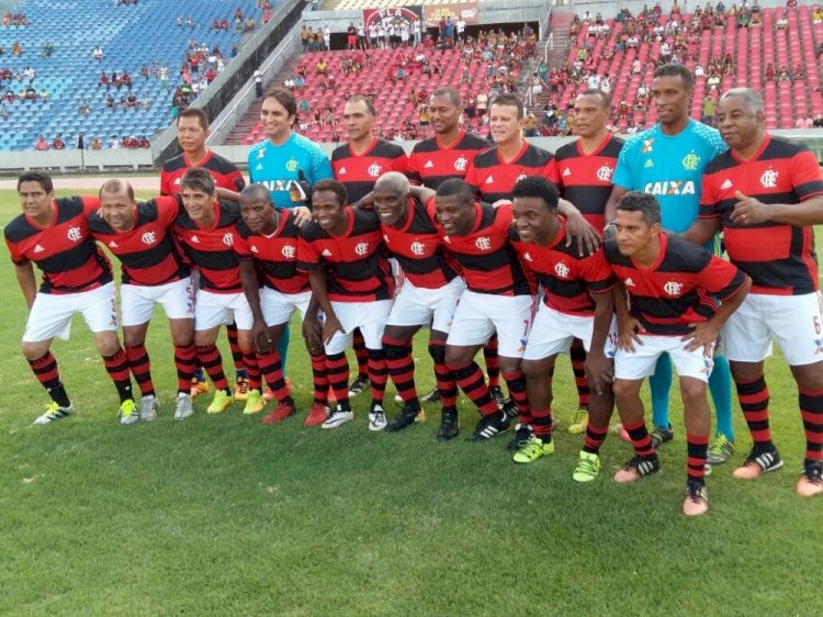 Ceres recebe jogadores do Flamengo Master para amistoso