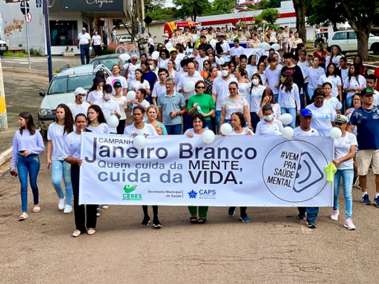 Quase 200 pessoas participam da Caminhada do Janeiro Branco em Ceres