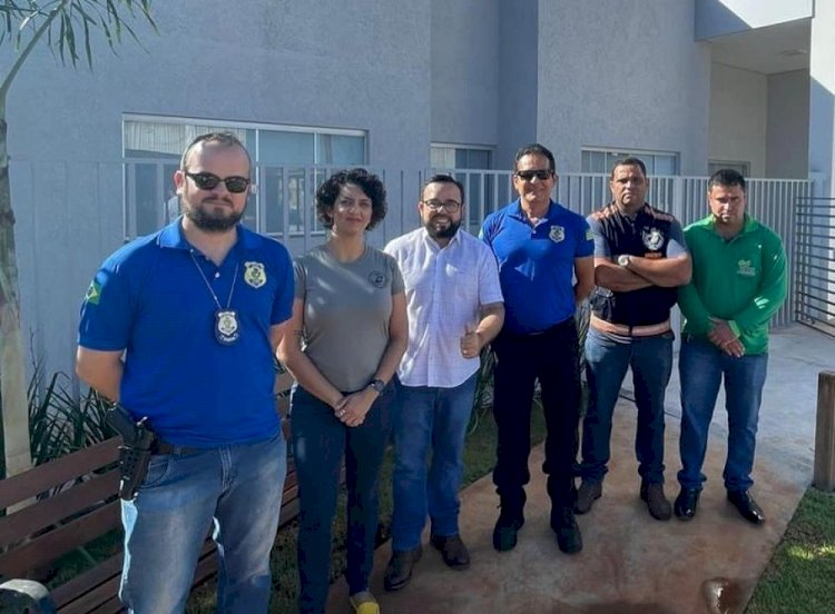 Prefeito Fred Vidigal participa de reunião com a Assessoria da Policia Técnica Científica do Estado de Goiás.