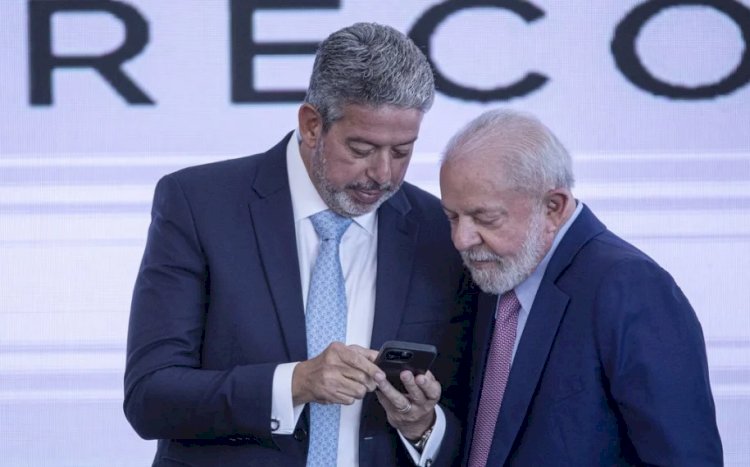 Lula demite presidente da Caixa e entrega comando do banco a aliado de Lira