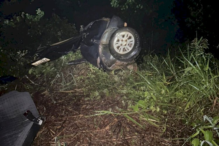 Motorista morre após acidente de trânsito que deixou carro partido ao meio na GO-139