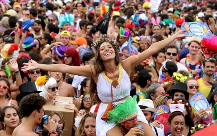 Carnaval 2024: confira o roteiro dos blocos e shows em Goiás