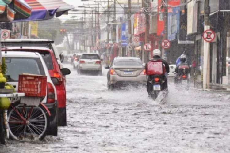 Passagem de frente fria deve causar chuvas volumosas em Goiás nesta semana