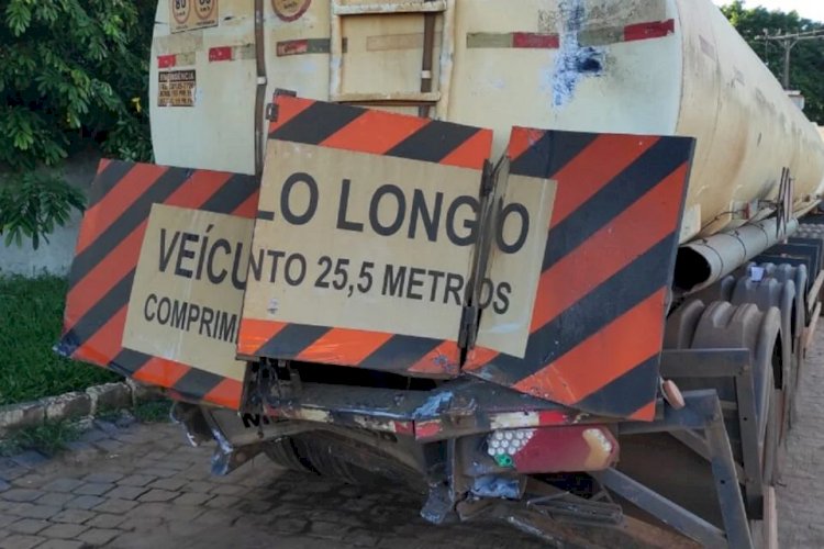 Em Goiás: Caminhoneiro que fugiu após colisão com ônibus é encontrado e conduzido à delegacia