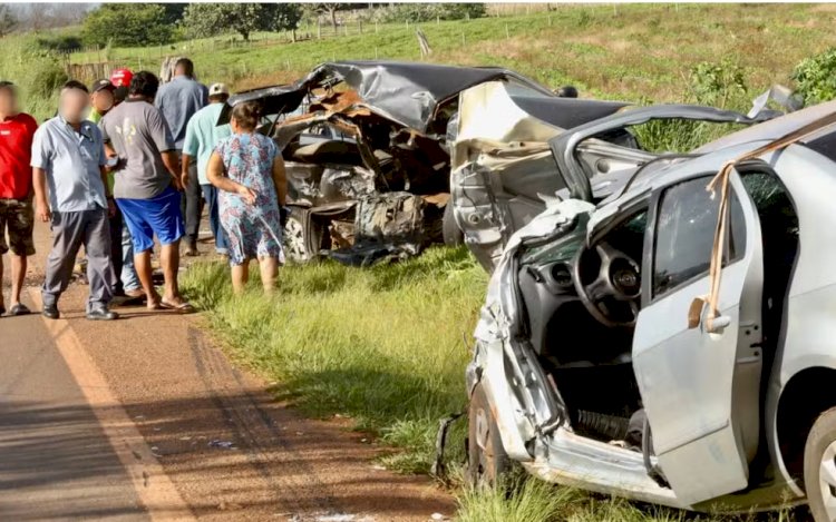 Amigos que morreram em acidente na GO-415 tinham saído de cavalgada e comemoravam aniversário de um deles, diz parente