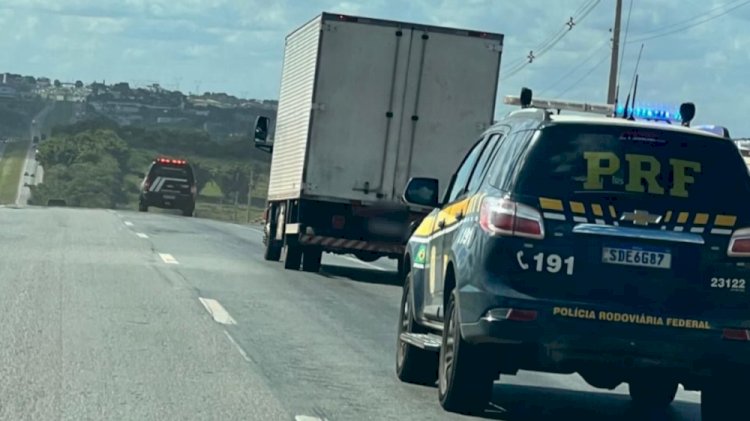 Operação conjunta entre Policia Civil e Policia Rodoviária Federal apreendem 9º caminhão transportando peças veiculares ilícitas de quase meio milhão de reais