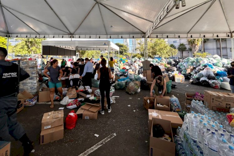 Enchentes no RS: Doações podem ser entregues no estacionamento do Serra Dourada até esta sexta-feira, em Goiânia