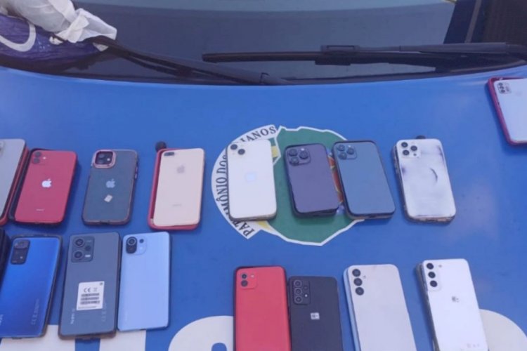 Em Goiás: Homem é preso com 17 celulares roubados durante show