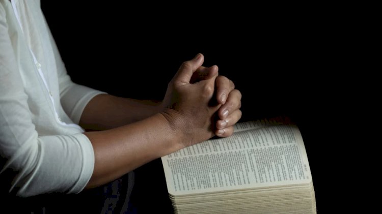 Censo 2022: brasileiros contam como e por que trocaram igrejas católicas pelos templos evangélicos