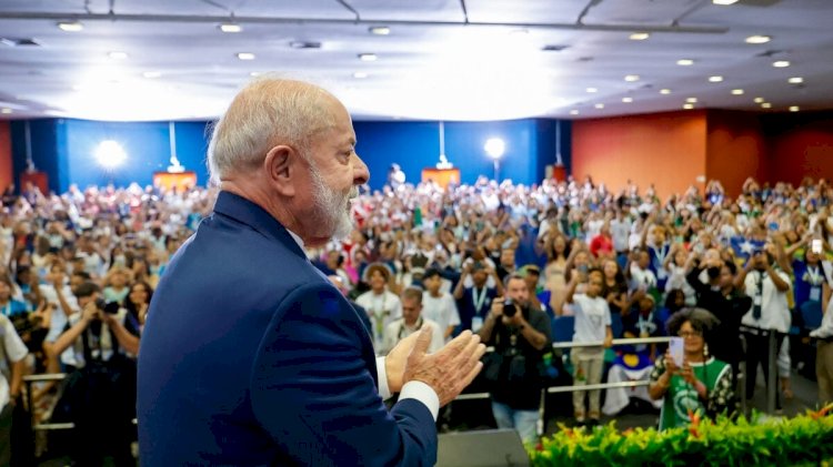 Eleições 2026: Lula amplia vantagem e mantém liderança nos 2 turnos, aponta Quaest