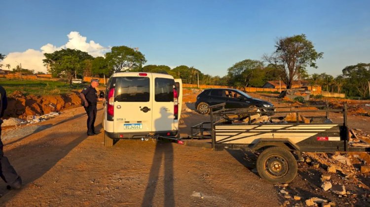 Suspeitos de jogar entulho em via pública são autuados em Goiânia