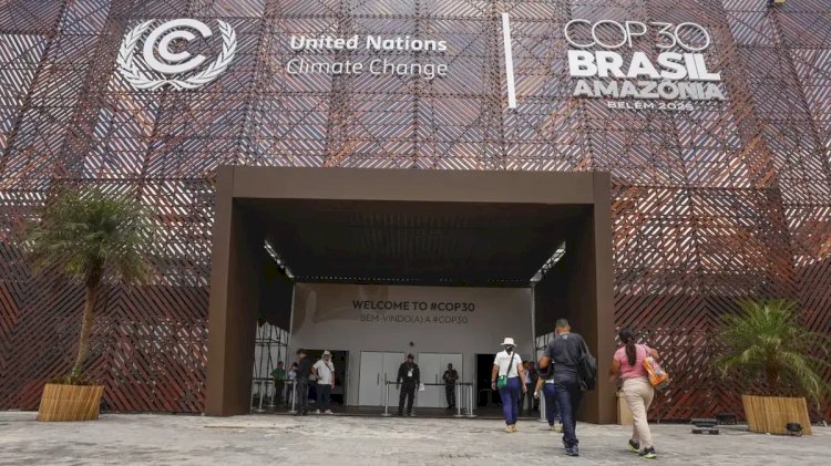 Primeira semana da COP30 termina com impasses sobre agenda e respaldo contra combustíveis fósseis