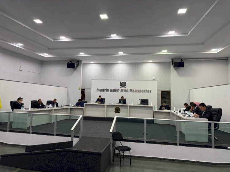 Câmara Municipal de Ceres realiza a 4ª Sessão Ordinária do mês de novembro de 2025