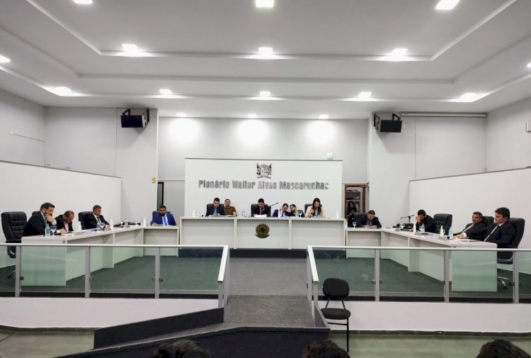 Câmara Municipal de Ceres realiza a 1ª Sessão Ordinária do mês de dezembro de 2025