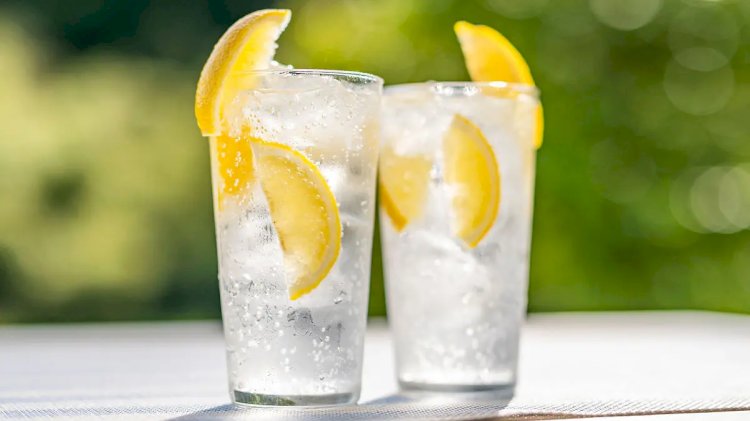 Água com gás: os benefícios surpreendentes da bebida para o organismo