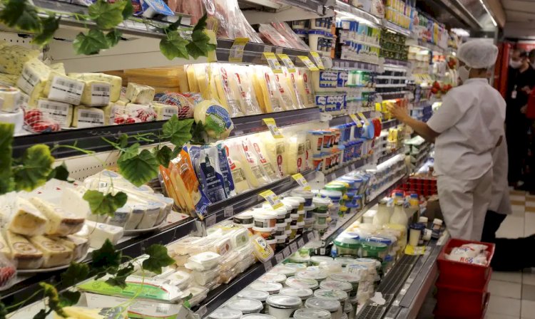 Supermercados podem deixar de abrir aos domingos em Goiás após nova convenção coletiva