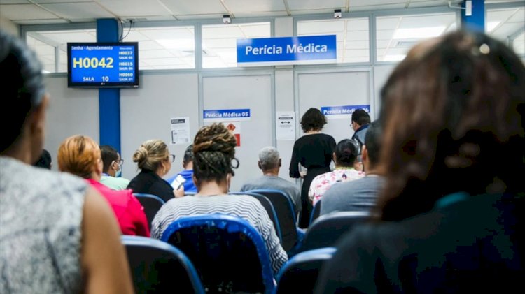 Pedido parado na fila de espera do INSS? Entenda os prazos e como agilizar a solicitação